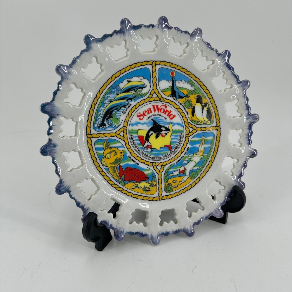 Vintage 1980 SeaWorld Souvenir Plate Reticulated Pierced Rim Shamu Japan